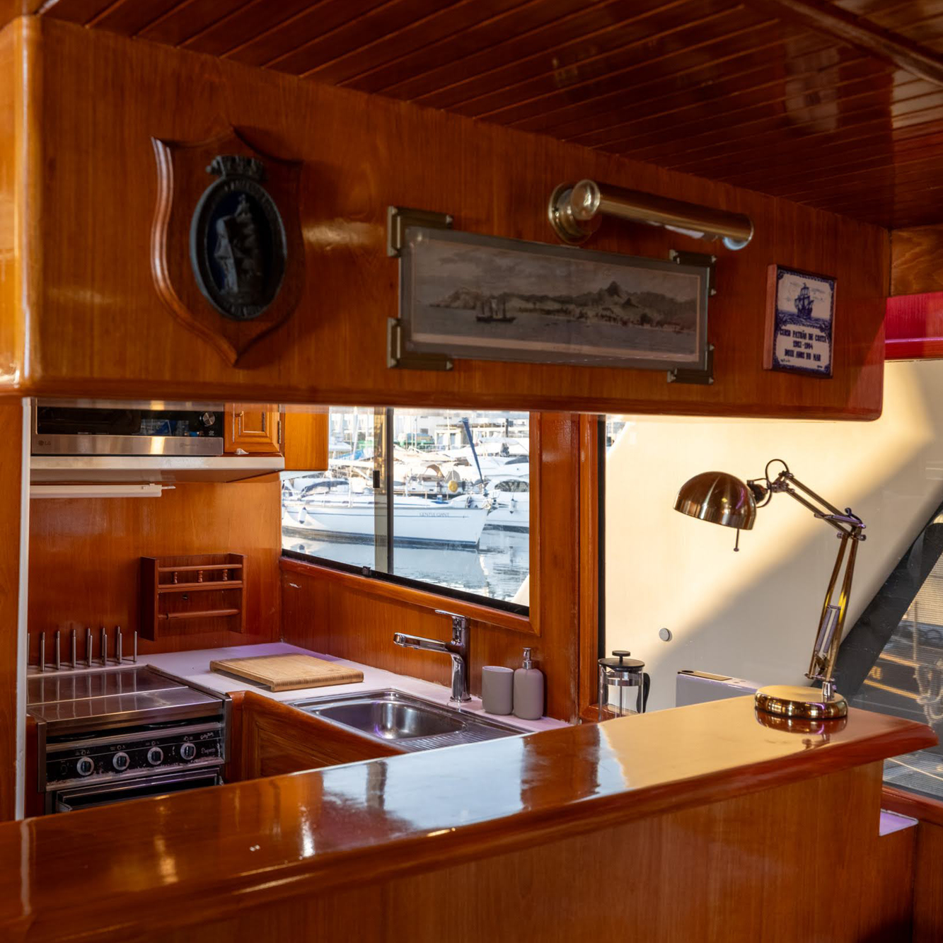 Carrousel Interieur Alexander 640 x 6402